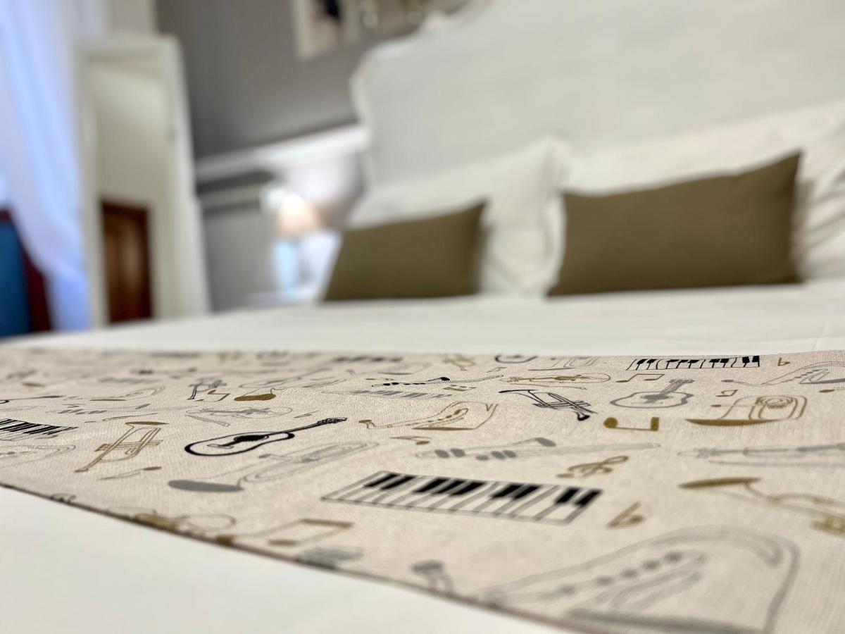 مبيت وإفطار نابولي Miluar - Centro Storico - Lungo La Via Della Musica المظهر الخارجي الصورة